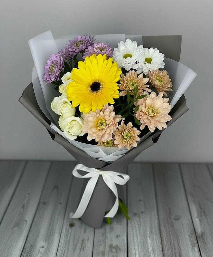 Букет цветов из: Розы, Герберы и Хризантемы в Становом