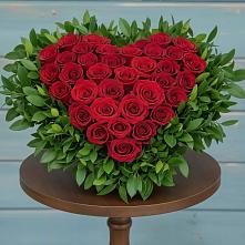 Цветочная композиция из Розы в виде сердца в Становом