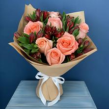 Букет цветов из:  Розы и Альстромерии в Становом