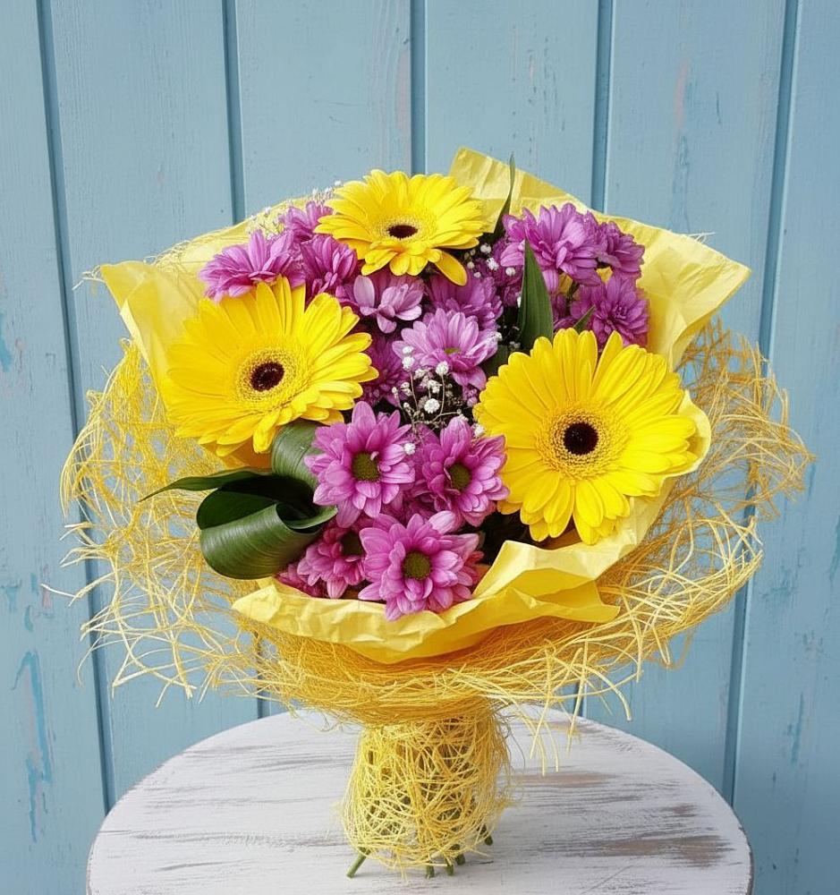 Букет цветов из: Хризантемы и Герберы в Становом