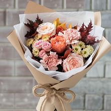 Букет цветов из:  Гвоздики, Хризантемы и Розы в Становом