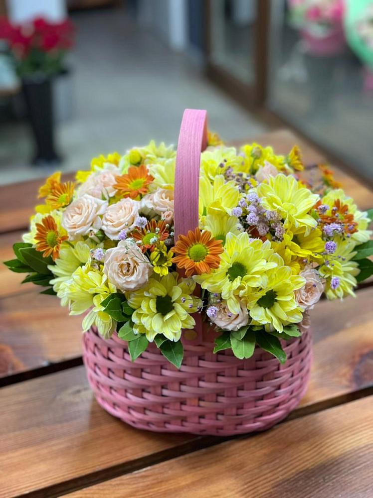 Цветочная композиция из Хризантемы и Розы в корзине в Становом