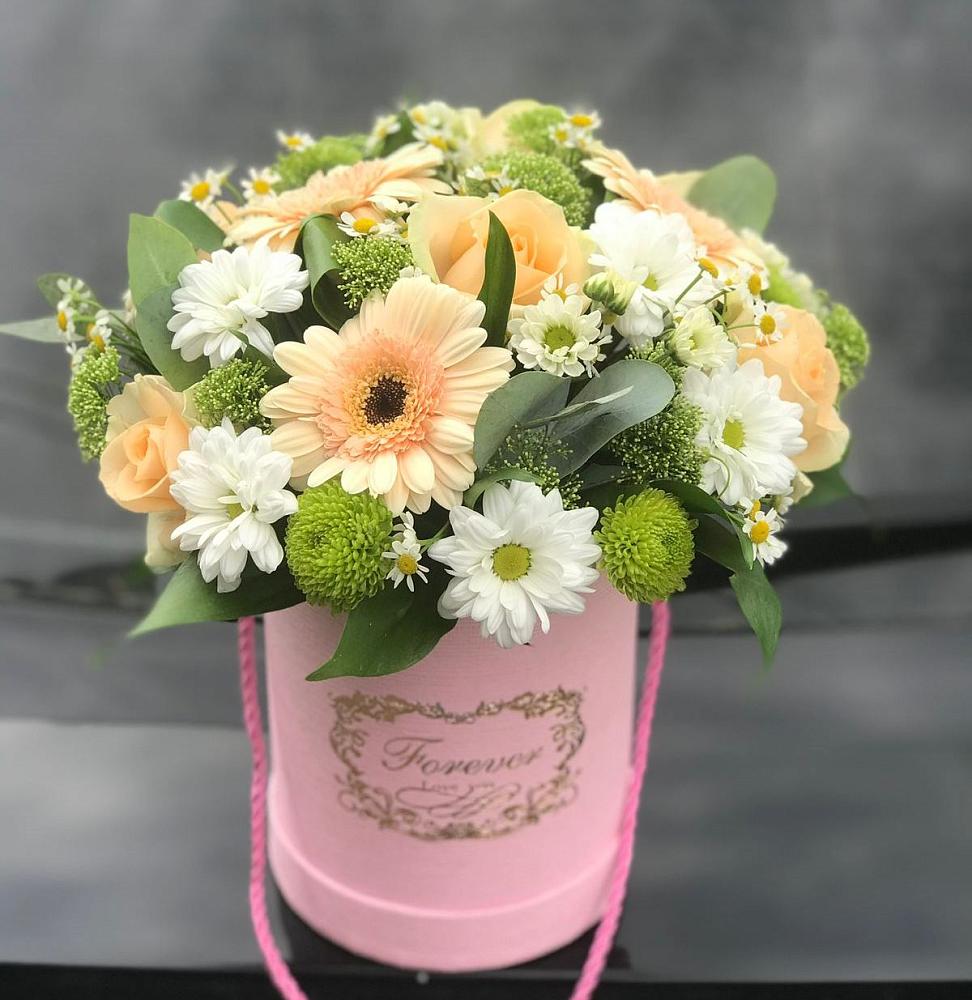 Цветочная композиция из Розы, Герберы и Хризантемы в шляпной коробке в Становом