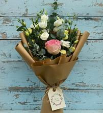 Букет цветов из:  Розы и Лизиантусы #REPLACE_PRED# Становом