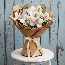 Букет цветов из:  Орхидеи и Розы в Становом